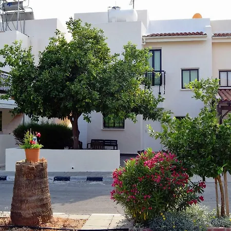 Christos House Ferienhaus *